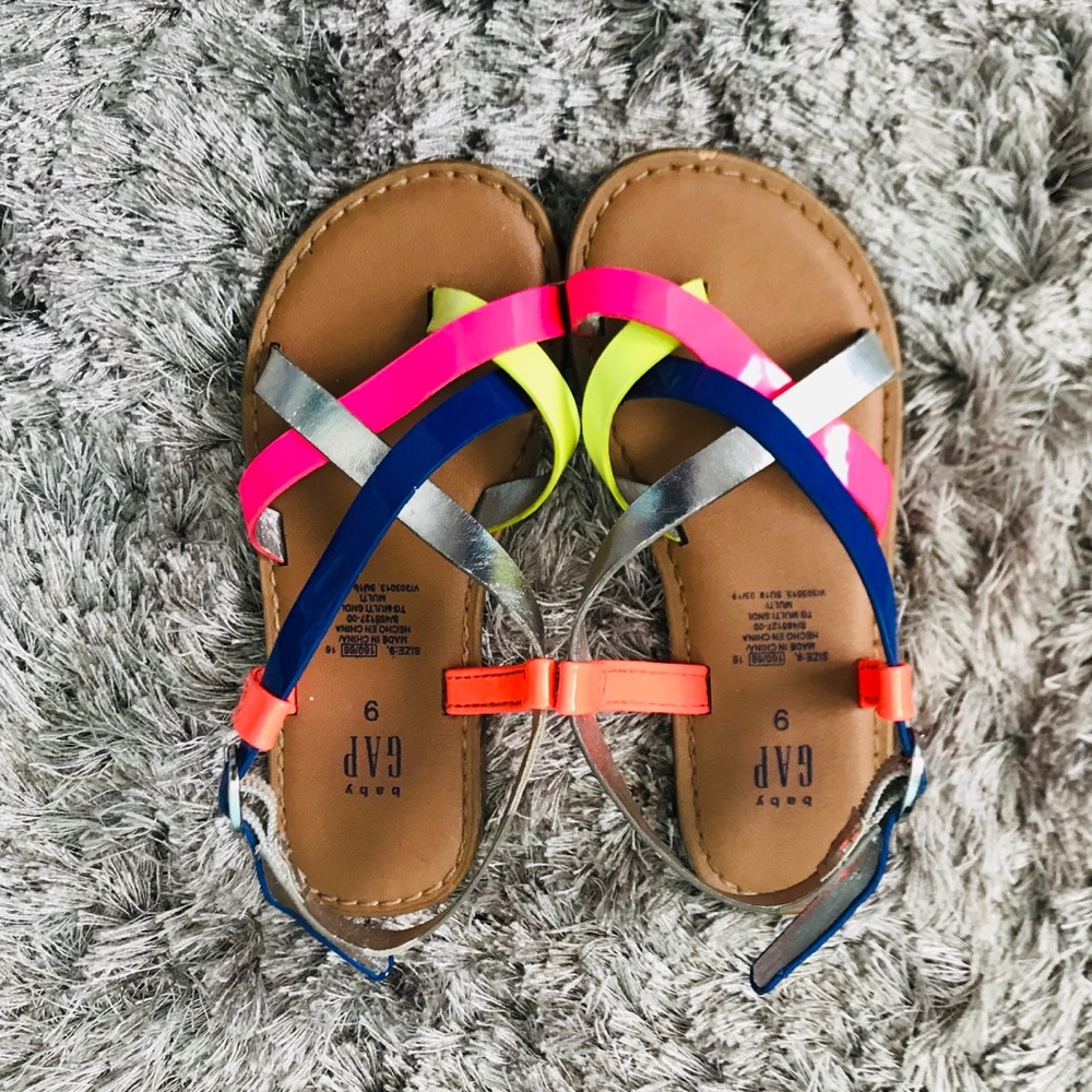 Baby Gap girls sandals